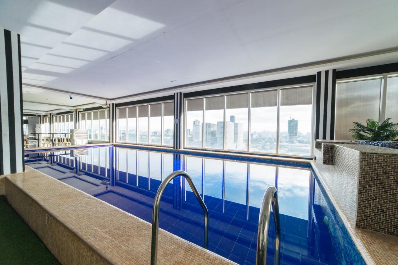 Hotel Reddoorz Premium Near Trinoma Quezon City Exteriér fotografie