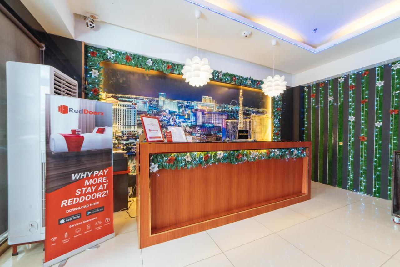Hotel Reddoorz Premium Near Trinoma Quezon City Exteriér fotografie