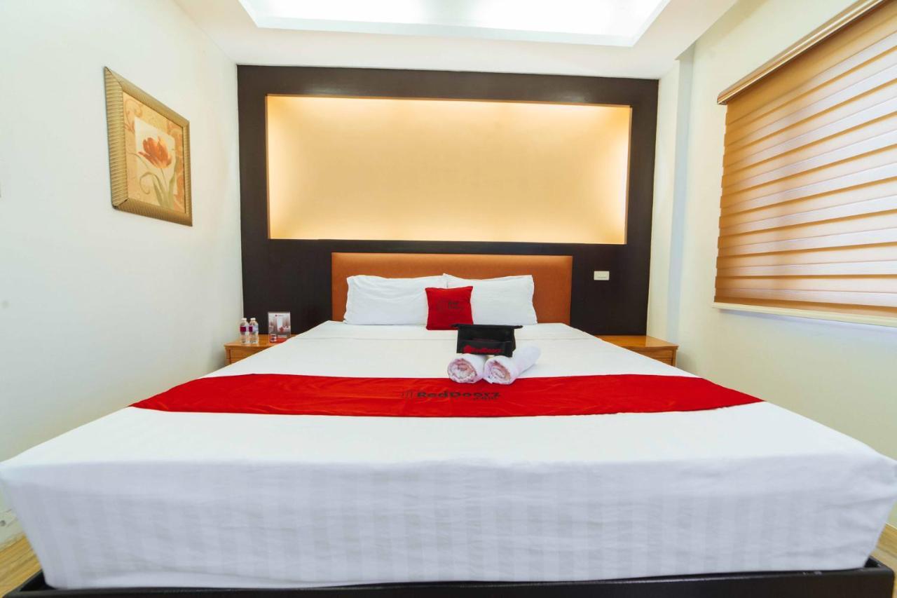 Hotel Reddoorz Premium Near Trinoma Quezon City Exteriér fotografie