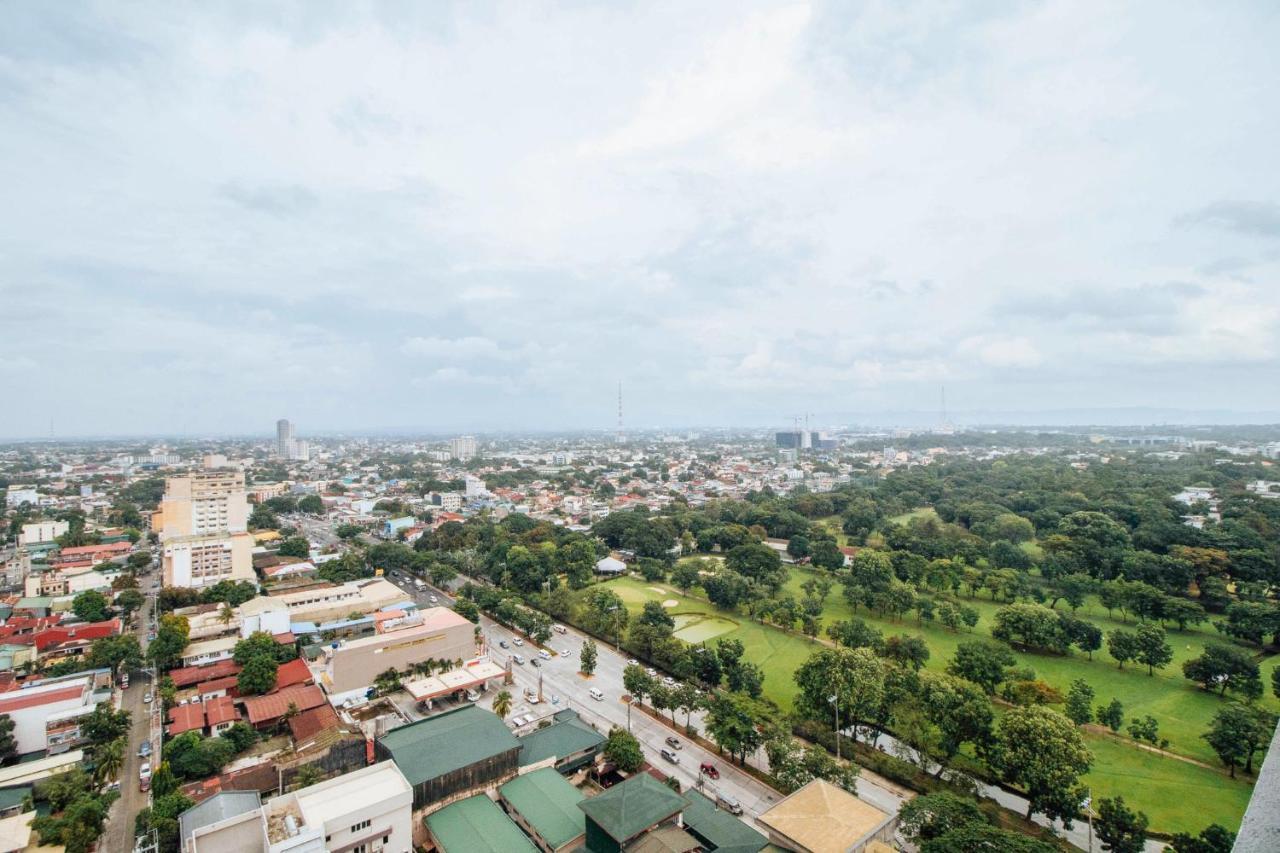 Hotel Reddoorz Premium Near Trinoma Quezon City Exteriér fotografie