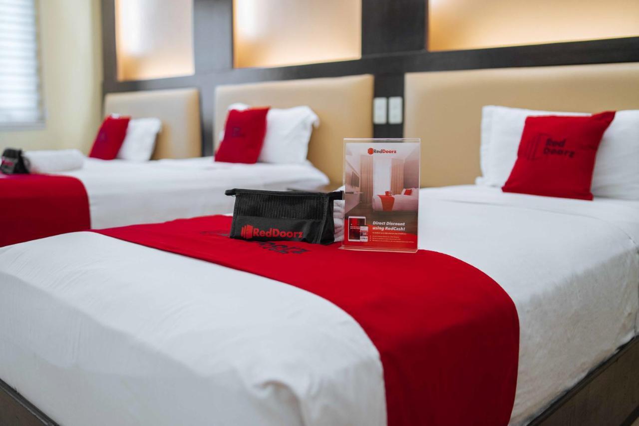 Hotel Reddoorz Premium Near Trinoma Quezon City Exteriér fotografie