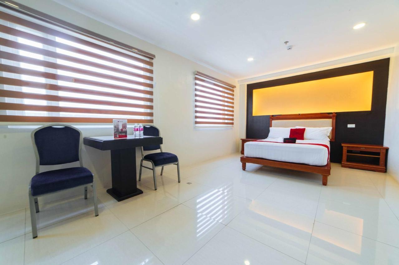 Hotel Reddoorz Premium Near Trinoma Quezon City Exteriér fotografie